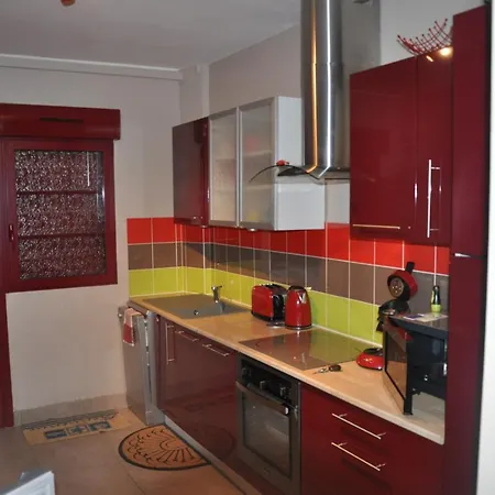 Holiday home 2p 30m2 Rdc A Pied 2mn Port Funiculaire Casino *