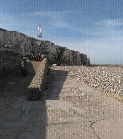 2p 30m2 Rdc A Pied 2mn Port Funiculaire Casino *